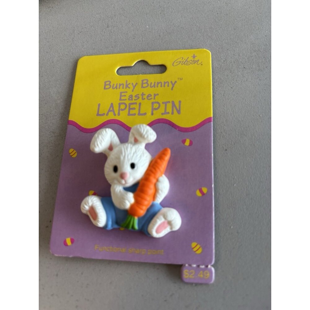Gibson Bunky Bunny Easter Lapel Pin Brooch  Jewelry New NOS